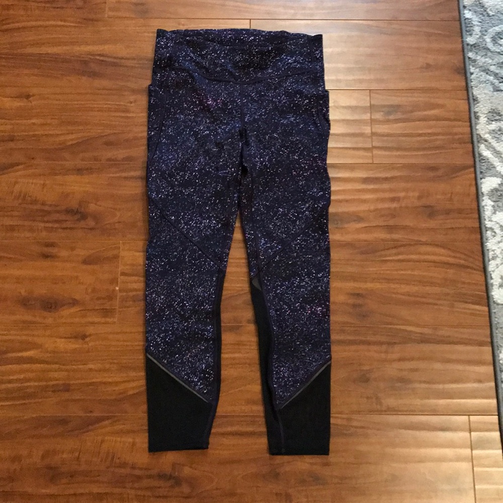 NWOT purple lululemon leggings w mesh detail size8